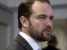 Novo Desenrola já beneficiou 6 milhões de pessoas, diz Dario Durigan