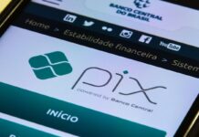 Pix por aproximação passa a mostrar saldo antes do pagamento