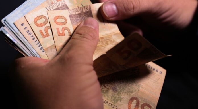Caixa começa a pagar Bolsa Família de junho