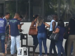 Sem acordo, rodoviários mantêm paralisação no Rio pelo terceiro dia Sem acordo, rodoviários mantêm paralisação no Rio pelo terceiro dia