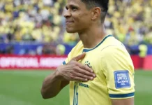 Douglas Santos traz vivência do ouro olímpico para buscar o hexa Douglas Santos traz vivência do ouro olímpico para buscar o hexa