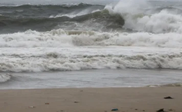 Marinha alerta para ressaca no litoral do Rio Marinha alerta para ressaca no litoral do Rio
