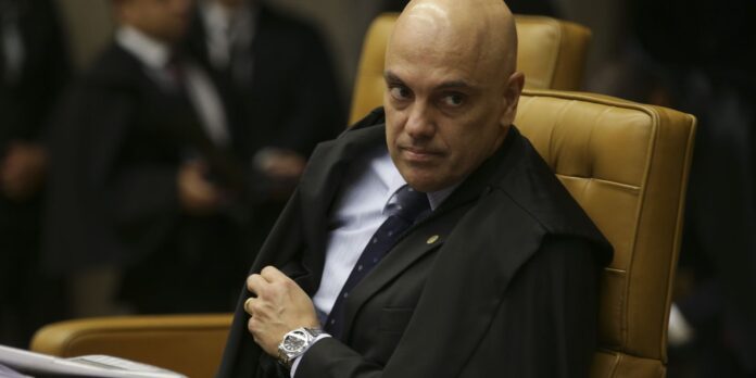 Moras dá prazo para tribunais explicarem pagamentos a magistrados Moras dá prazo para tribunais explicarem pagamentos a magistrados