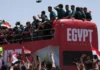 Jogadores do Egito são recebidos como heróis após atuação na Copa Jogadores do Egito são recebidos como heróis após atuação na Copa