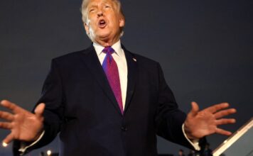 Sem previsão de acordo, prazo para tarifaço dos EUA vence esta quarta Trump diz que aceita retomar negociações com Irã