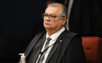 Dino determina bloqueio de R$ 119 milhões de Valdemar da Costa Neto Dino determina bloqueio de R$ 119 milhões de Valdemar da Costa Neto