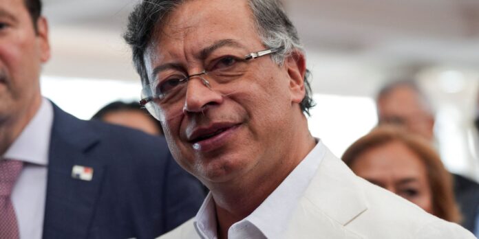 Na Colômbia, Petro proíbe posse de novo presidente em base Na Colômbia, Petro proíbe posse de novo presidente em base militar