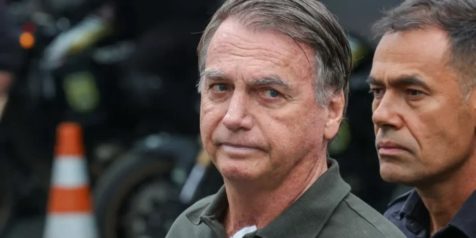 Bolsonaro não sabia que carta seria publicada por Flávio, diz Bolsonaro não sabia que carta seria publicada por Flávio, diz defesa