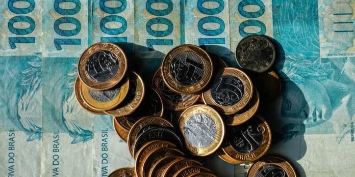 Brasil e Google fecham parceria para verificar anúncios financeiros Brasil e Google fecham parceria para verificar anúncios financeiros
