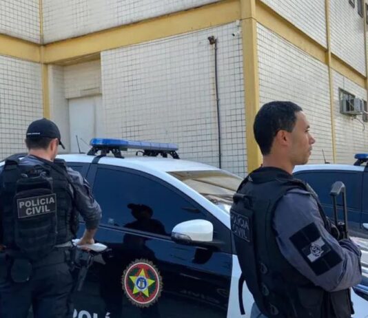 Polícia do Rio prede suspeitos em ofensiva contra o Comando Vermelho Polícia do Rio prede suspeitos em ofensiva contra o Comando Vermelho