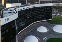 TSE desmente fake news sobre urnas eletrônicas TSE desmente fake news sobre urnas eletrônicas