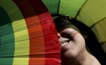 Parada do Orgulho LGBT+ começa logo mais na Esplanada dos Ministérios Parada do Orgulho LGBT+ começa logo mais na Esplanada dos Ministérios