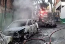 Incêndio Destrói Cinco Carros E Uma Moto Após Queda De Fiação Elétrica No Cabula