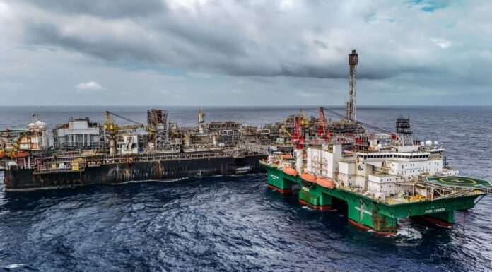 Imposto de 12% sobre exportação de petróleo é estendido por 60 dias