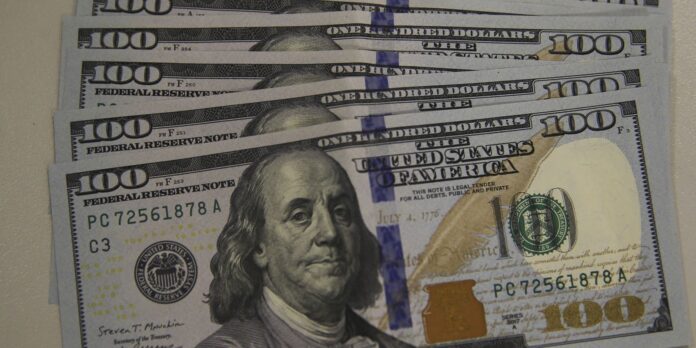 dolar_moeda_0803221209.jpg
