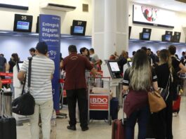 Setor de serviços cai 0,4% em maio por recuo na área de transportes