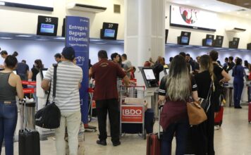 Setor de serviços cai 0,4% em maio por recuo na área de transportes