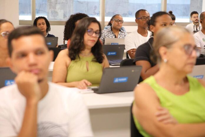 01.04-Formao-de-Professores-no-Ambiente-Virtual-de-Aprendizagem.-Lucas-Moura-Secom-PMS-14.jpg