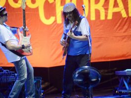 Musical une realidade e fantasia para contar a vida de Moraes Moreira Musical une realidade e fantasia para contar a vida de Moraes Moreira