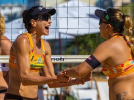 Carol e Rebecca estão na final do Circuito Mundial de vôlei de praia Carol e Rebecca estão na final do Circuito Mundial de vôlei de praia