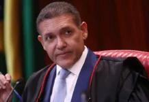 Em sessão do TSE, Nunes Marques defende urnas eletrônicas Em sessão do TSE, Nunes Marques defende urnas eletrônicas
