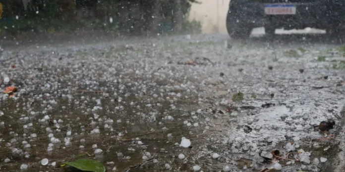 Inmet alerta para chuva e granizo no Sul e vendaval no Nordeste