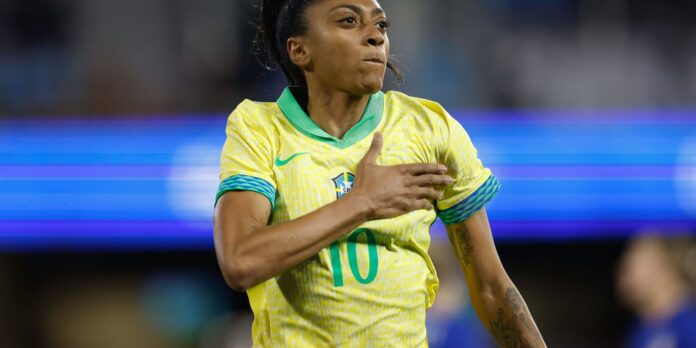 Barça anuncia Kerolin com valor recorde no futebol feminino brasileiro Barça anuncia Kerolin com valor recorde no futebol feminino brasileiro