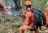 Quatro pessoas morrem em queda de helicóptero no Rio de Janeiro Quatro pessoas morrem em queda de helicóptero no Rio de Janeiro