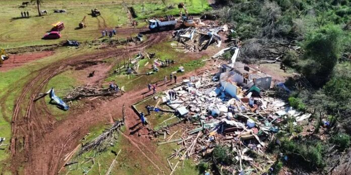 Brasil registra 81 tornados e pode bater recorde até o Brasil registra 81 tornados e pode bater recorde até o fim do ano