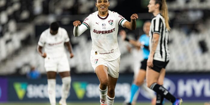 Fluminense domina, vence e complica Botafogo no Brasileirão Feminino Fluminense domina, vence e complica Botafogo no Brasileirão Feminino