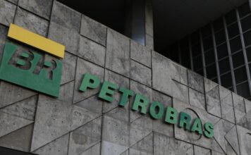 Petrobras identifica novos indícios de petróleo na Foz do Amazonas Petrobras identifica novos indícios de petróleo na Foz do Amazonas