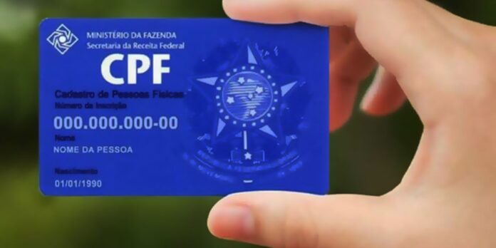 PF faz operação contra grupo criminoso acusado de emitir CPFs PF faz operação contra grupo criminoso acusado de emitir CPFs falsos