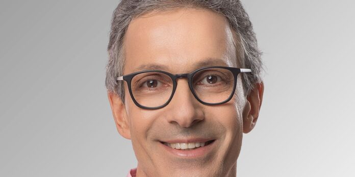 Romeu Zema é candidato à Presidência pelo partido Novo Romeu Zema é candidato à Presidência pelo partido Novo