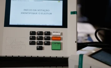 Presidenciáveis apresentam propostas de governo Presidenciáveis apresentam propostas de governo