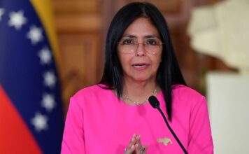 Presidente da Venezuela confirma acordo petrolífero com Estados Unidos