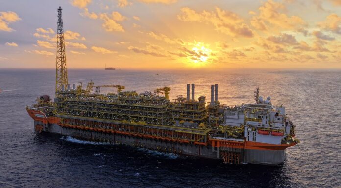 Petrobras aprova adesão à subvenção ao óleo diesel