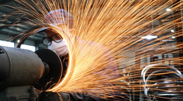 Produção da indústria brasileira cai 1,8% de maio para junho