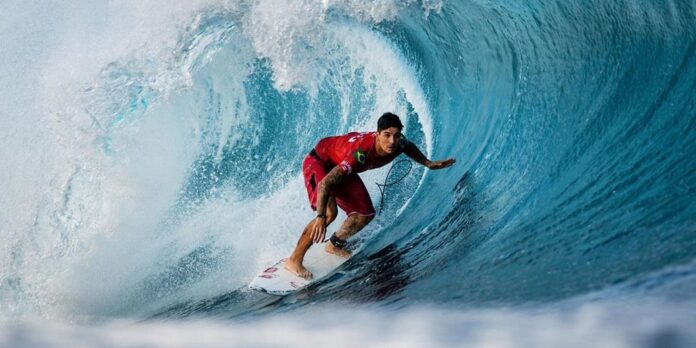 Mesmo com nota 10, Medina é vice-campeão da etapa de Mesmo com nota 10, Medina é vice-campeão da etapa de Fiji da WSL