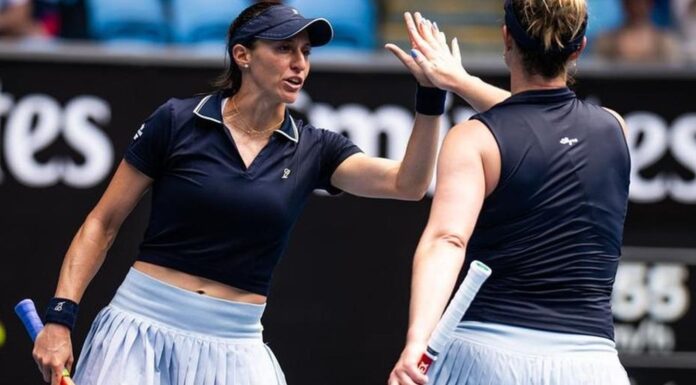 Dupla de Luisa Stefani vence estreia e avança à 2ª rodada do US Open Dupla de Luisa Stefani vence estreia e avança à 2ª rodada do US Open