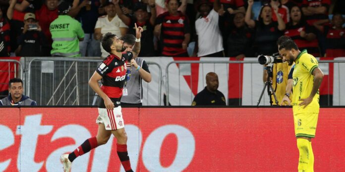 Rádio Nacional transmite Remo e Flamengo pelo Brasileirão hoje Rádio Nacional transmite Remo e Flamengo pelo Brasileirão hoje