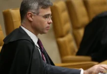 INSS: Mendonça solta 3 investigados e cancela tornozeleira de outros 3 INSS: Mendonça solta 3 investigados e cancela tornozeleira de outros 3