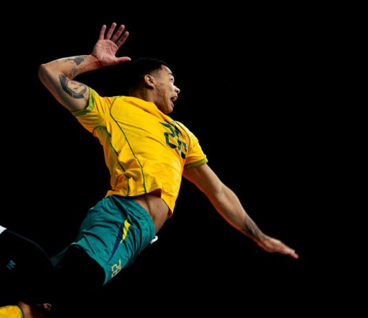 Brasil bate Colômbia e segue 100% no Sul-Americano masculino de vôlei Brasil bate Colômbia e segue 100% no Sul-Americano masculino de vôlei