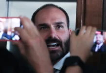 Primeira Turma do Supremo mantém condenação de Eduardo Bolsonaro Primeira Turma do Supremo mantém condenação de Eduardo Bolsonaro