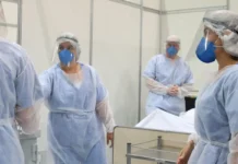 Quase 50% dos médicos de UTIs do país apresentam sinais de esgotamento Quase 50% dos médicos de UTIs do país apresentam sinais de esgotamento