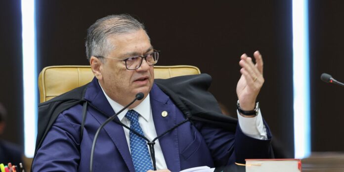 STF dá prazo para revisão de regras da Comissão de STF dá prazo para revisão de regras da Comissão de Valores Mobiliários