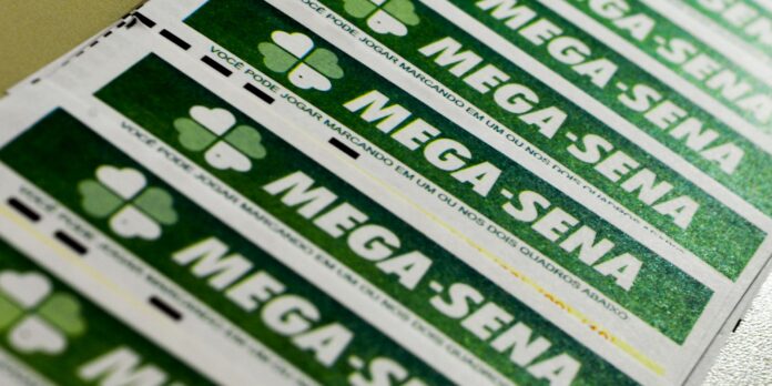 Mega-Sena acumula; confira os números sorteados Mega-Sena acumula; confira os números sorteados