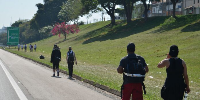 Via Dutra terá orientações para romeiros rumo a Aparecida Via Dutra terá orientações para romeiros rumo a Aparecida