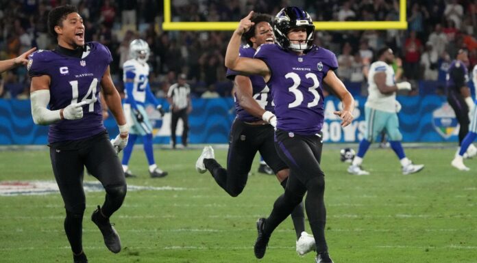 No último segundo, Baltimore Ravens batem Dallas Cowboys no Rio No último segundo, Baltimore Ravens batem Dallas Cowboys no Rio
