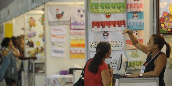 Prazo final para aderir ao Simples Nacional em 2027 é adiado