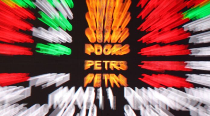 Bolsa dispara 3% e atinge o maior nível desde maio